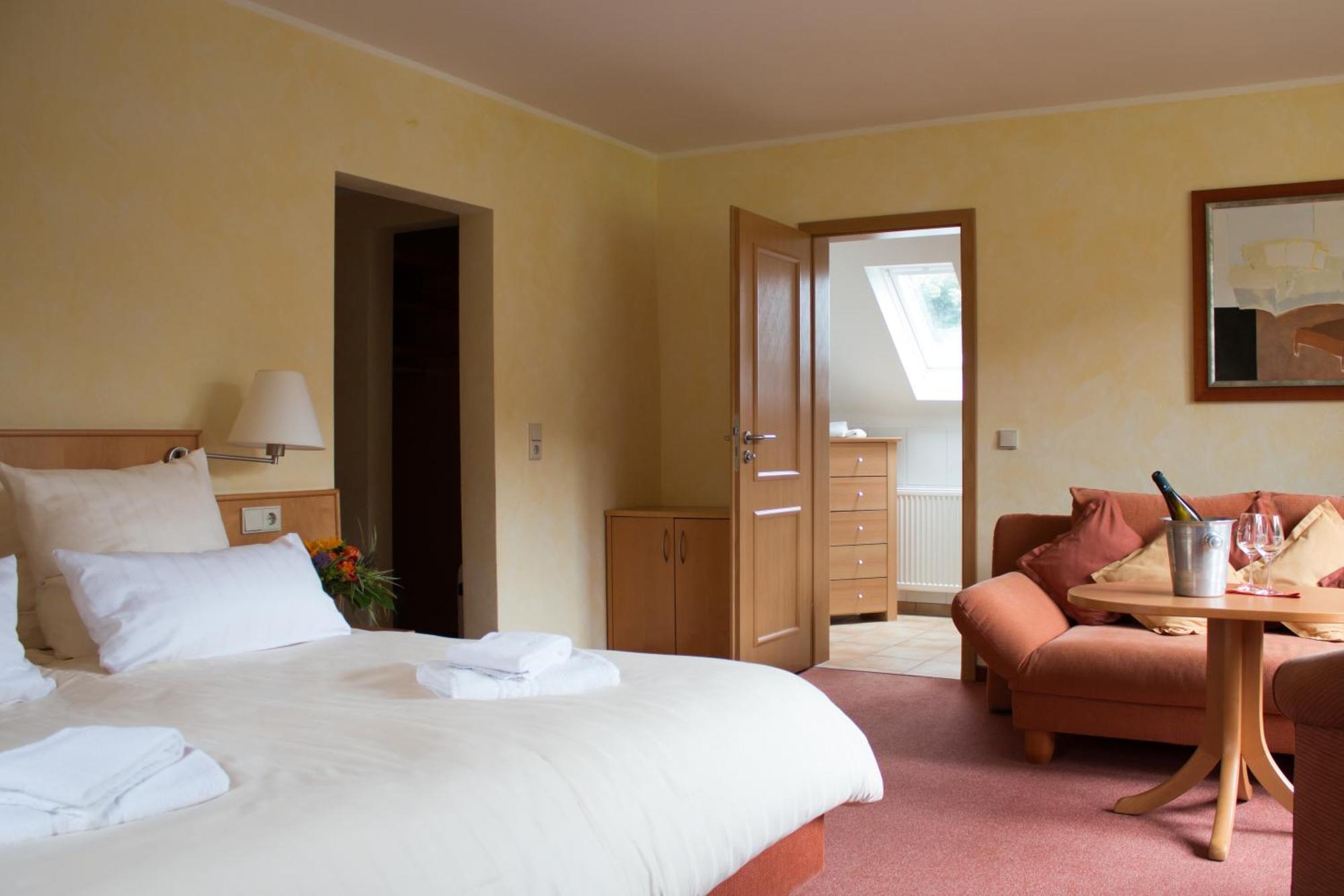 Hotel Bremerhof Kaiserslautern Rum bild