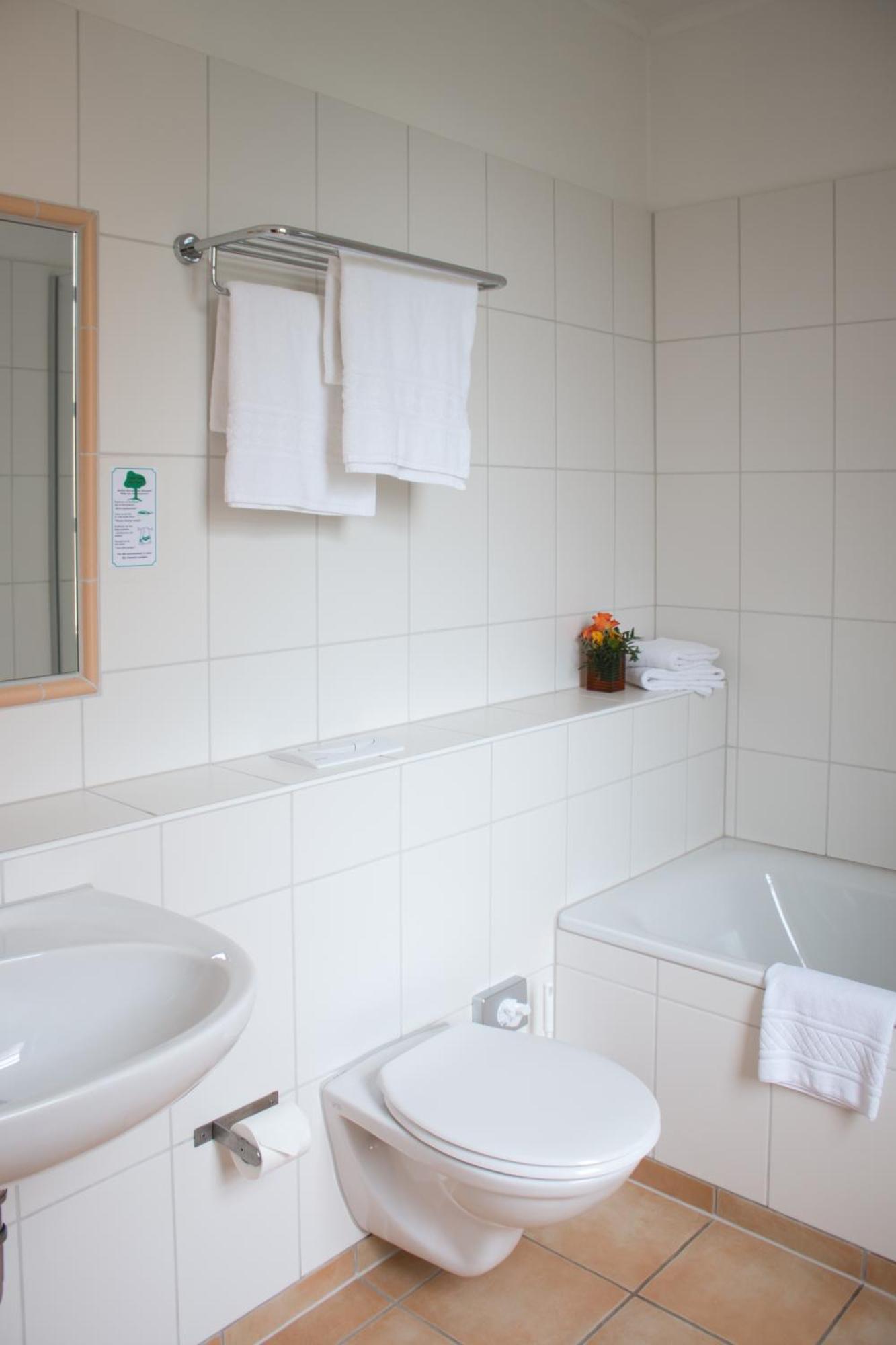 Hotel Bremerhof Kaiserslautern Rum bild